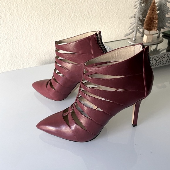 Michael Kors “Mavis” Pointed Toe Ankle Boots - Picture 3 of 16